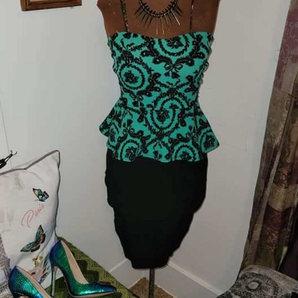 Sexy sleeveless top